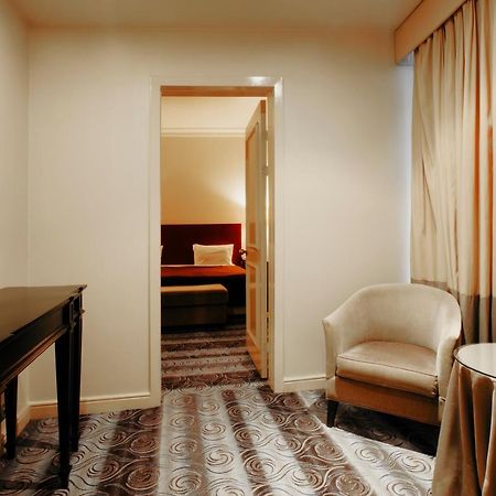 Royal Garden Hotel Baku Exteriör bild