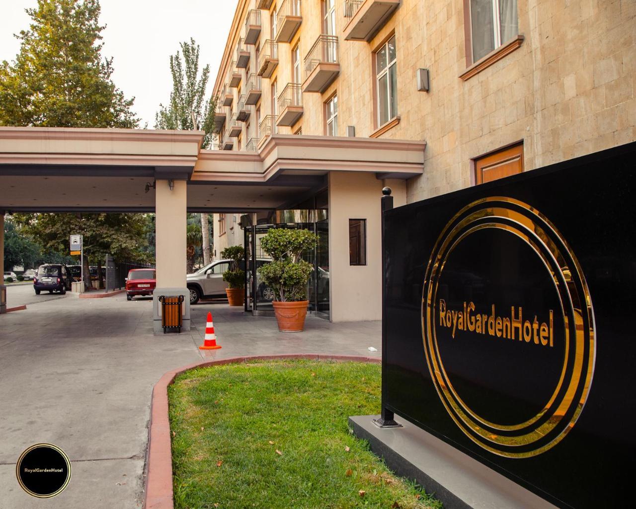 Royal Garden Hotel Baku Exteriör bild