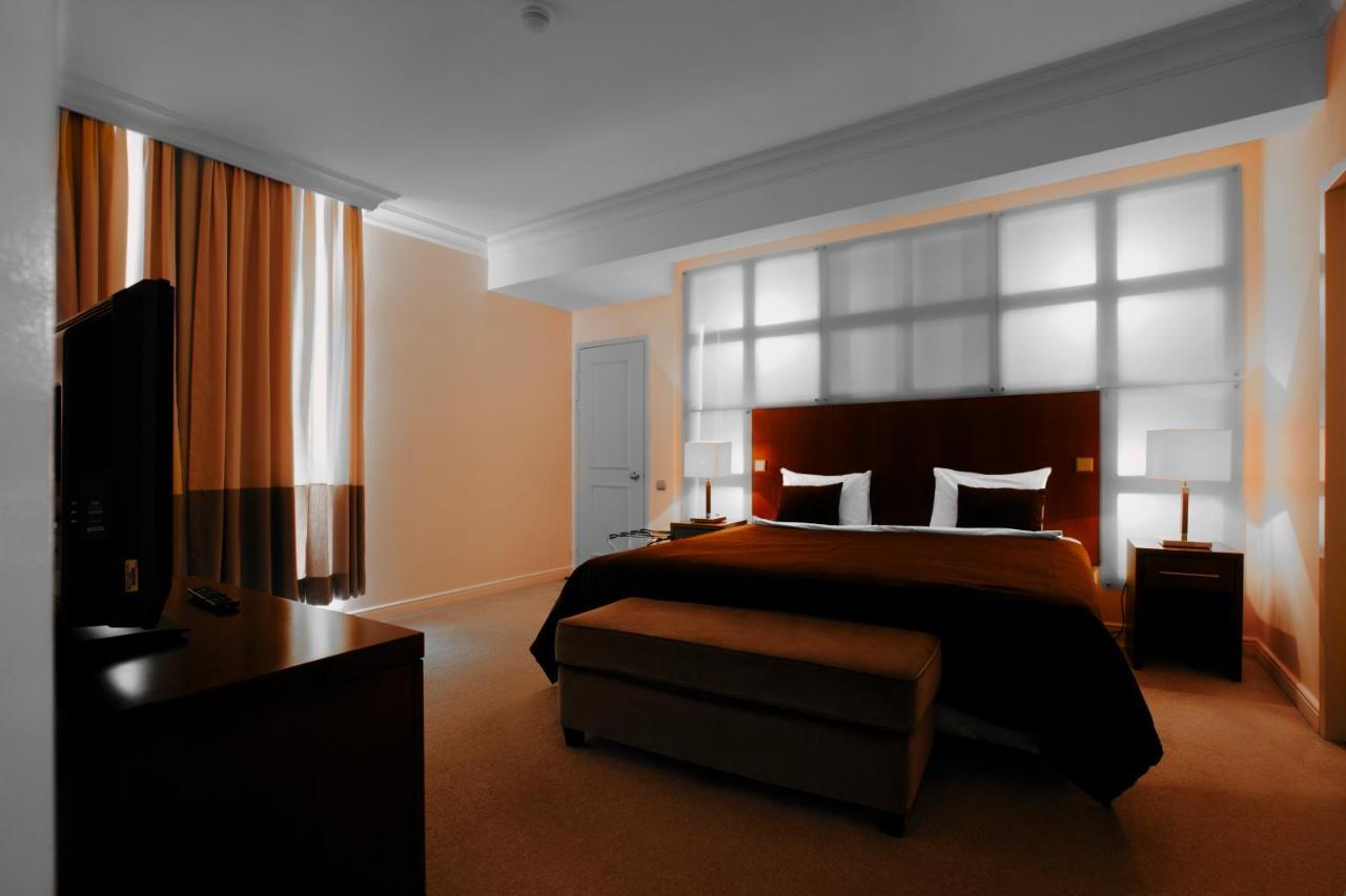 Royal Garden Hotel Baku Exteriör bild