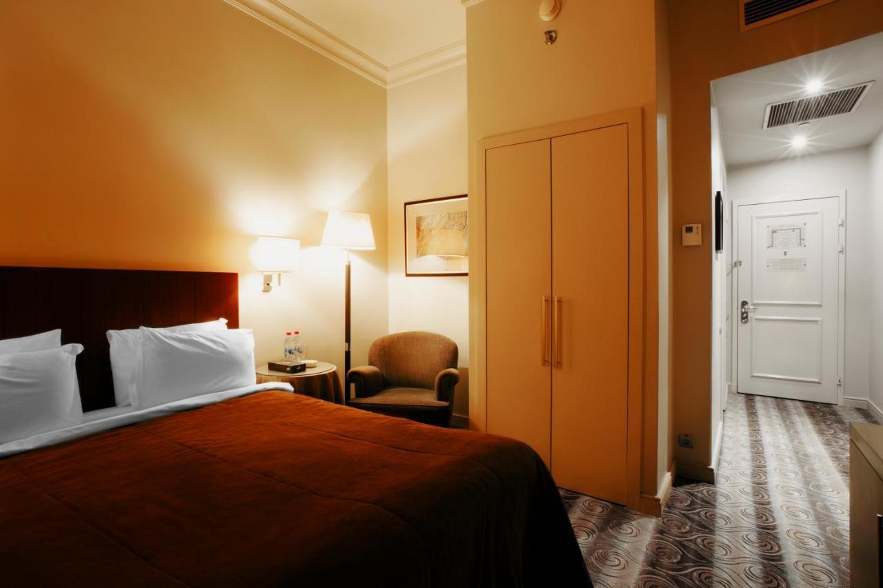 Royal Garden Hotel Baku Exteriör bild