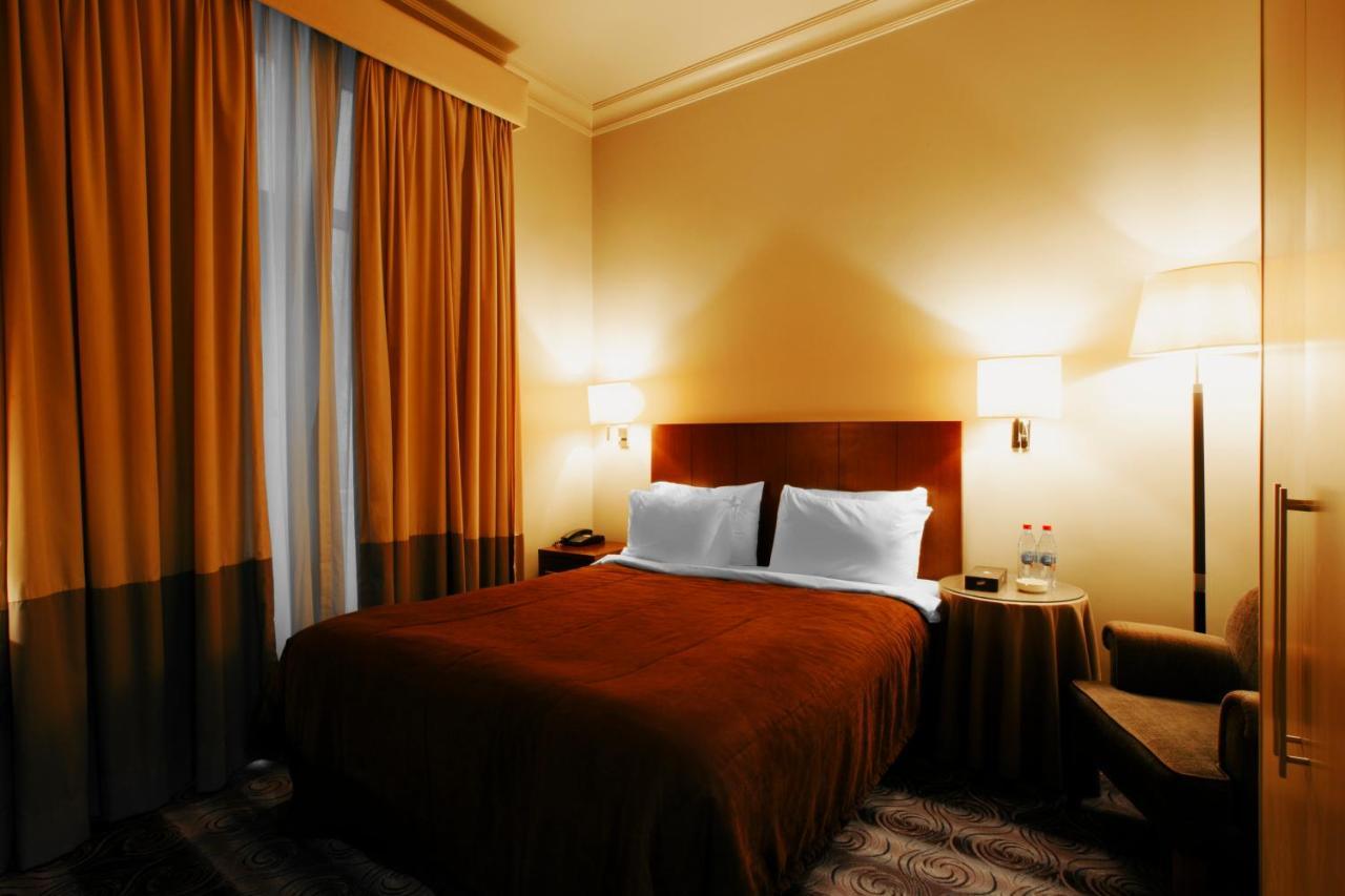 Royal Garden Hotel Baku Exteriör bild