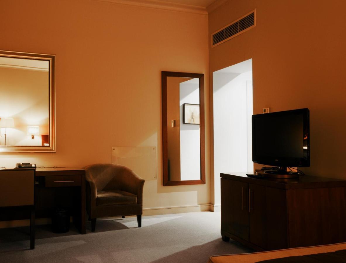 Royal Garden Hotel Baku Exteriör bild