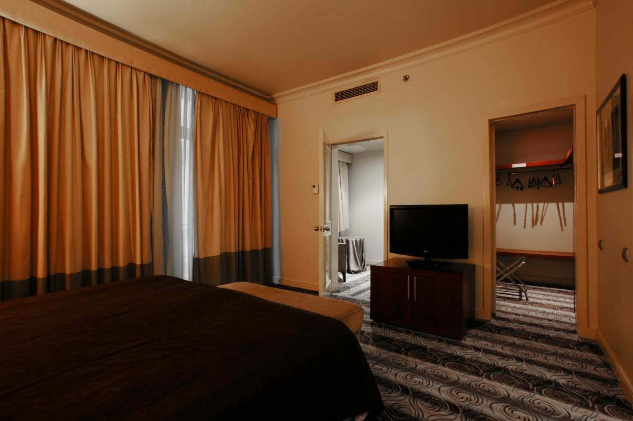 Royal Garden Hotel Baku Exteriör bild